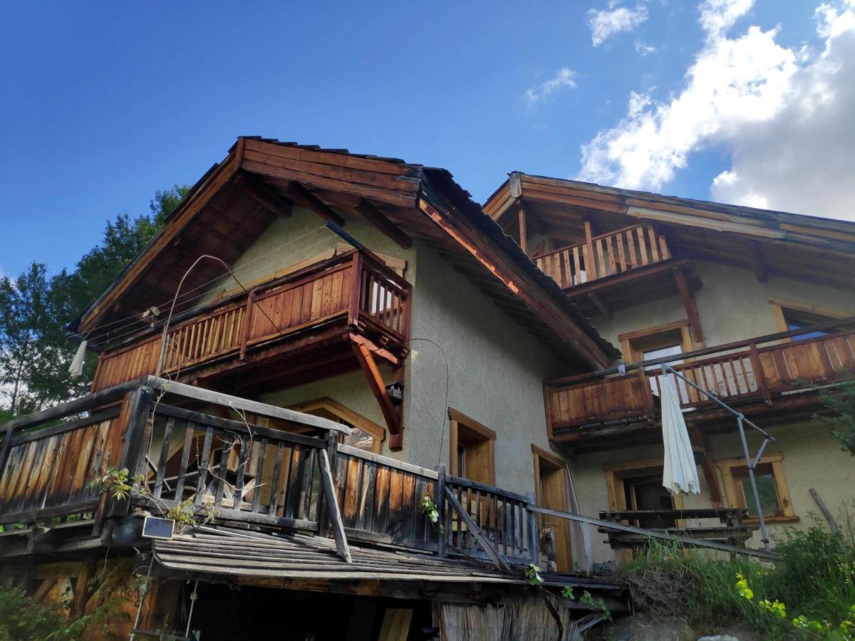 La Paille Bed & Breakfast Pelvoux Exterior photo